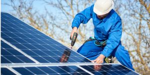 Installation Maintenance Panneaux Solaires Photovoltaïques à Arboras